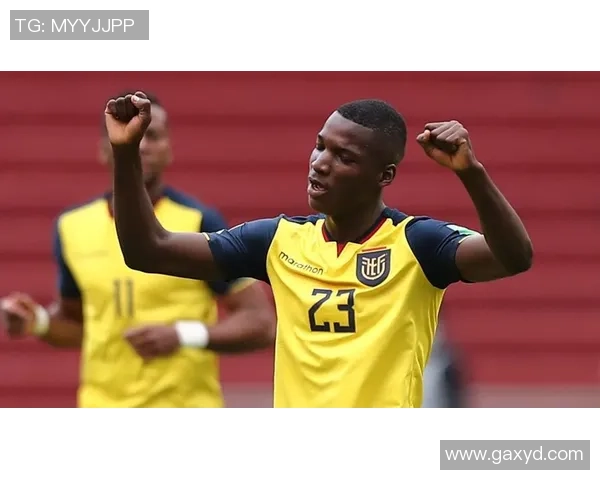 从身价暴跌到梦想成真！这位32岁失业的中超旧将，要去踢世界杯了